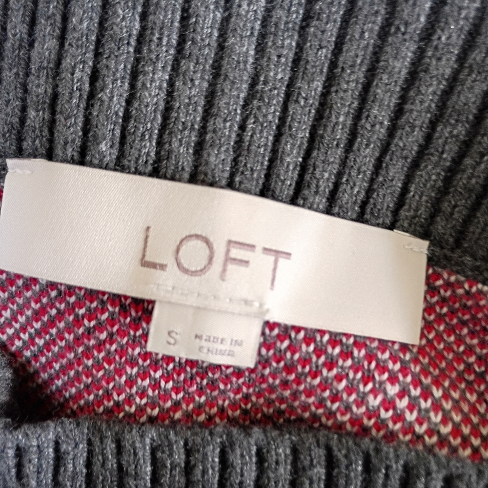 LOFT Gray Sweater with Red and White Heart Patterns - Picture 5 of 6